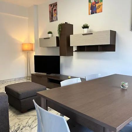 Prella House 50 Mt Da Metro B Jonio *