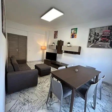 Prella House 50 Mt Da Metro B Jonio * 罗马