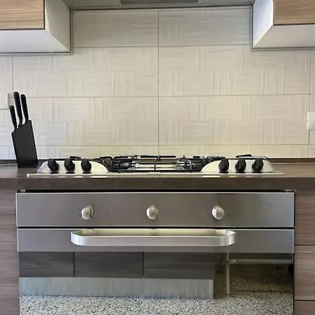Prella House 50 Mt Da Metro B Jonio 公寓 *