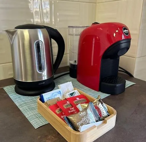 Prella House 50 Mt Da Metro B Jonio Appartamento Roma