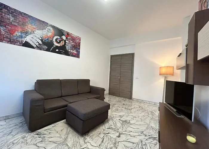 Prella House 50 Mt Da Metro B Jonio Appartamento *