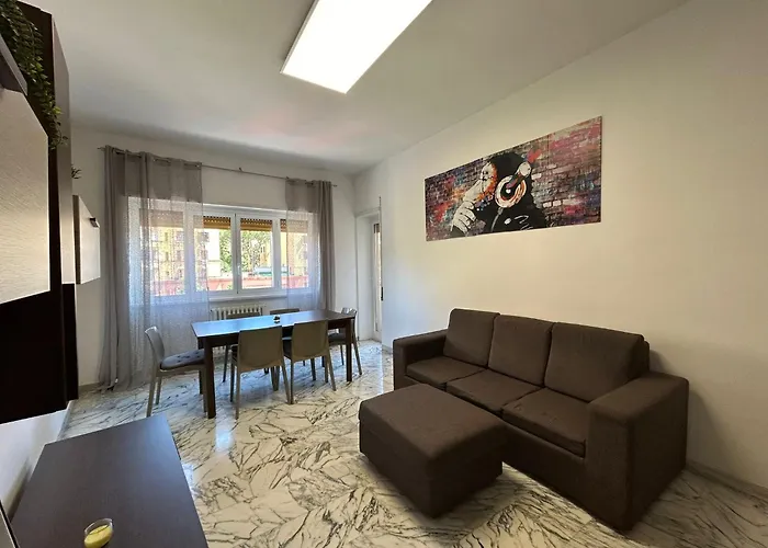 Prella House 50 Mt Da Metro B Jonio Appartamento